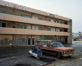Seaside Motel in Myrtle Beach, SC • 2018 Viktor Hübner