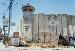 Israeli West Bank Wall along the Green Line in Bethlehem Viktor Hübner